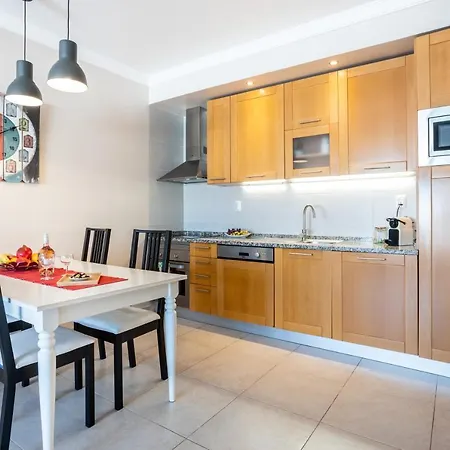 דירה Behappy Erika - Big Pool And Balcony With Bbq פורטימאו