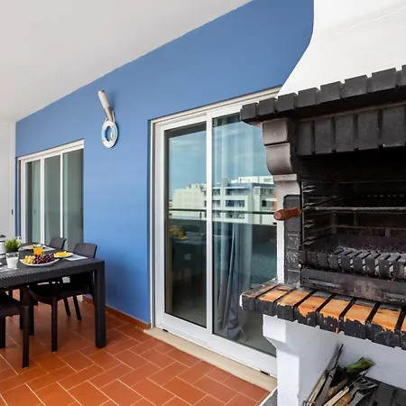 Behappy Erika - Big Pool And Balcony With Bbq דירה *